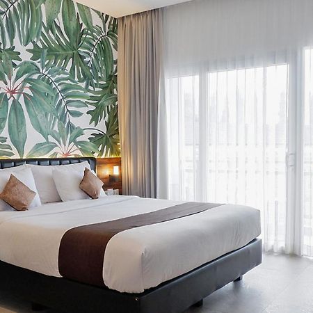 Front One Resort Magelang Zewnętrze zdjęcie