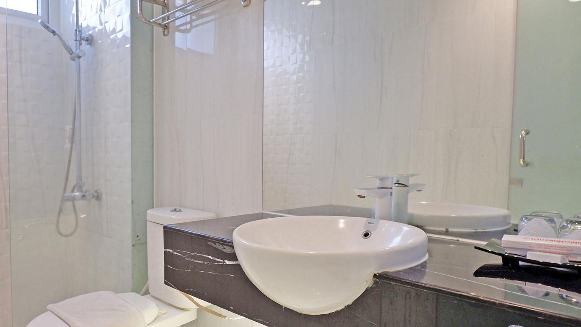 Front One Resort Magelang Zewnętrze zdjęcie