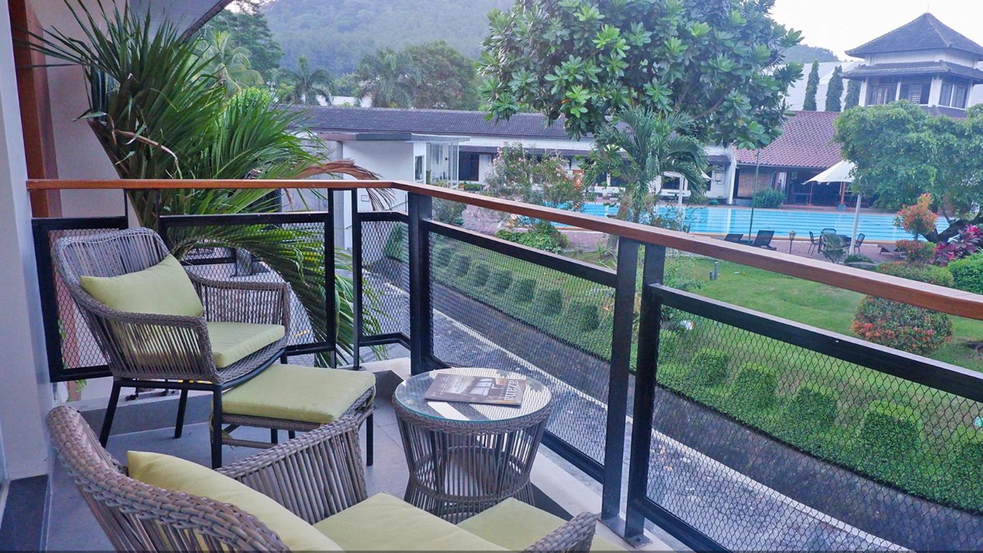 Front One Resort Magelang Zewnętrze zdjęcie
