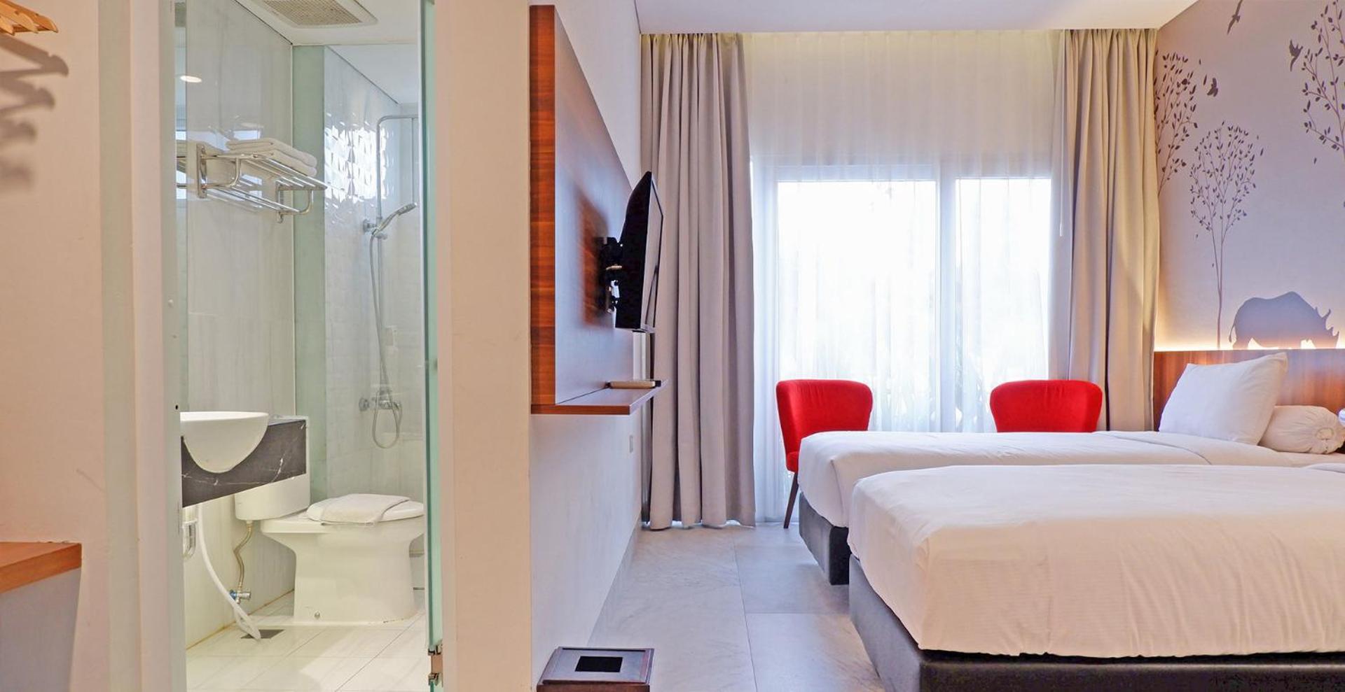 Front One Resort Magelang Zewnętrze zdjęcie