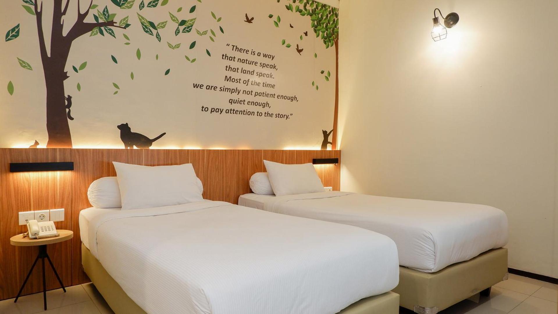 Front One Resort Magelang Zewnętrze zdjęcie